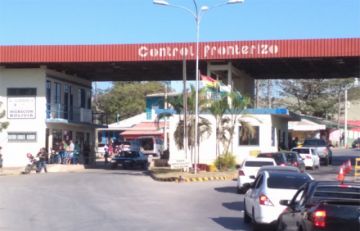 Fiscalía pedirá detención preventiva para tres funcionarios de Migración