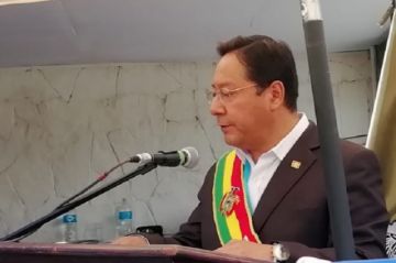 Luis Arce pide a policías no dar la espalda al pueblo: “lo que pasó el año pasado no debe volver a ocurrir”