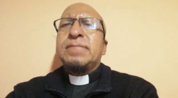 El padre Miguel Albino reflexiona sobre Jesús a través de Juan El Bautista