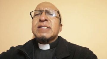 El padre Miguel Albino reflexiona sobre las hostilidades para los cristianos