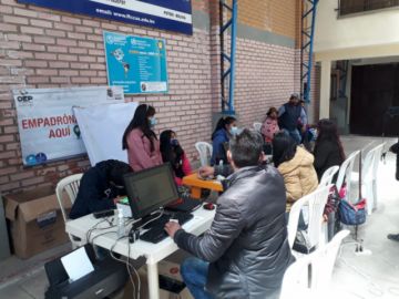 No se registran filas hasta antes de mediodía.