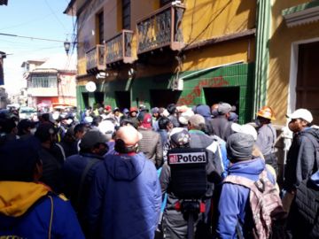 Tomaron las oficinas de Fedecomin, en el centro citadino.