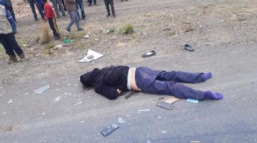 Hallan cuerpo de una mujer sin vida en plena carretera