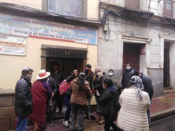 Matrimonios en Potosí se celebraron en notarías y templos.
