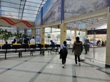 Panorama en la Nueva Terminal de Buses de Potosí.