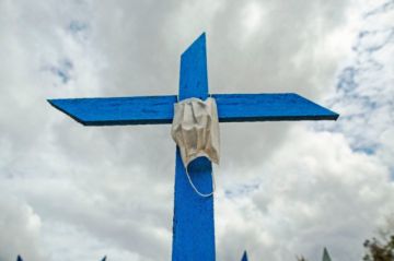 Hay nuevo récord de más de 15.700 muertos de covid-19 en 24 horas en el mundo, según recuento de la AFP