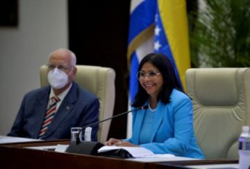 Venezuela espera que Biden tenga un “atisbo de decencia”, dice vicepresidenta
