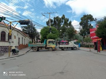 Las calles de la ciudad cerca de las 10:00