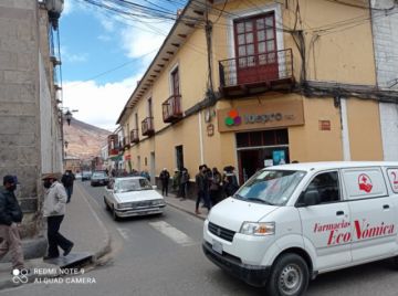 Las calles de la ciudad cerca de las 10:00