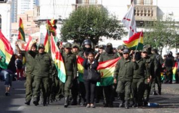 Dirigente de policías dice que el Comandante debe defenderlos ante denuncia por motín