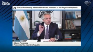 Argentina pide que vacunas contra covid-19 sean “un bien público global”