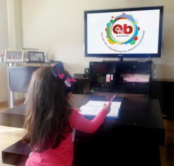 Estas son las materias y horarios de la educación a distancia que se emitirá por medios estatales desde hoy