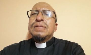 El padre Miguel Albino reflexiona sobre el sacrificio de alabanza