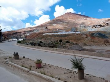 Zonas cercanas al Cerro Rico de Potosí en la jornada de encapsulamiento