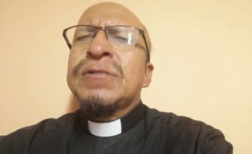 El padre Miguel Albino reflexiona sobre el amor a los enemigos