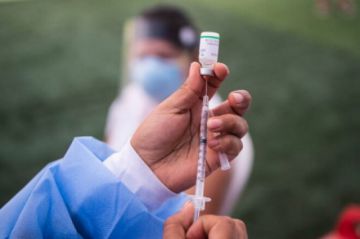 Tras “Vacunagate”, nueva controversia en Perú por dosis chinas contra covid-19