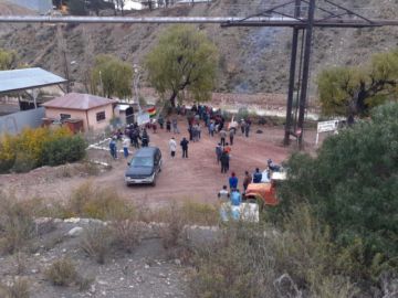 Comunarios de La Palca tomaron físicamente la infraestructura de Yacimientos de Litio Boliviano (YLB)