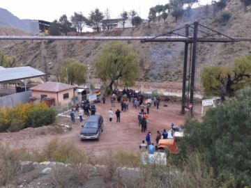 Comunarios de La Palca tomaron físicamente la infraestructura de Yacimientos de Litio Boliviano (YLB)