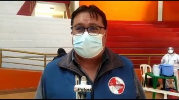 Se acaban las vacunas en los coliseos de Potosí
