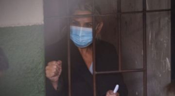 Añez tiene infección renal, médicos del Gobierno niegan su traslado al hospital e iniciaron el tratamiento en la cárcel