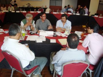 Otra foto de ese encuentro.