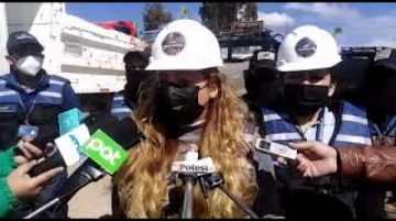 Aduana incauta 33 vehículos en la zona de Phahipo