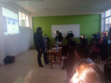 Tras la reunión se logró un acuerdo para levantar el bloqueo. FOTO: DDE