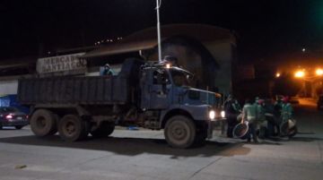 Los trabajadores realizaron su tarea desde las 3 de la madrugada. FOTO EMAP