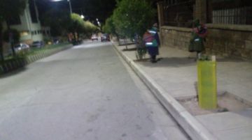 Piden a la ciudadanía no dejar basura en las calles esta jornada de encapsulamiento. FOTO EMAP