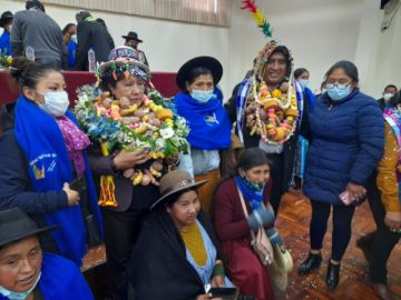 Inauguran centros de educación especial en Potosí