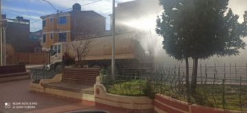 desinfectan los barrios en la jornada de restricción, aprovechando que no hay circulación vehicular  o peatonal