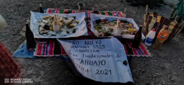 La ceremonia de este lunes estuvo a cargo de la Asociación Boliviana de Medicina Tradicional que aglutina a los cultores ancestrales de Cahuayo.
