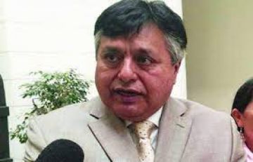 Vásquez declarará que dio una opinión en base a declaración constitucional ante vacío de poder
