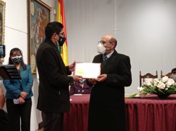 Se entregó reconocimientos por el aniversario del diario