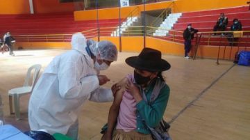 Mañana inicia vacunación masiva en tres coliseos en Potosí