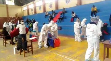 Pocos acuden a vacunarse en el coliseo Universitario