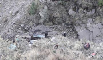 El accidente dejó, además, al menos 10 heridos, que fueron trasladados a la capital.