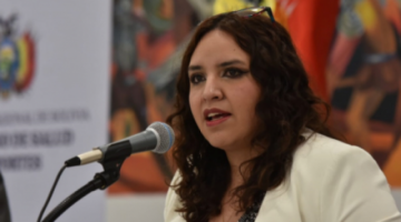 Viceministra: Paciencia, no sientan que los anticuerpos se les acaba sin la segunda dosis rusa