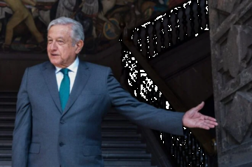 Presidente de México no descarta juicios a exmandatarios tras apático referéndum sobre el tema