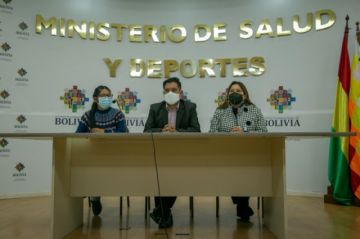 En El Alto arranca este sábado vacunación masiva y Salud dispone 30.000 dosis diarias