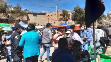 Hay largas filas para degustar las delicias Potosina.