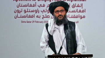 Director de la CIA se reúne en secreto con líder talibán en Kabul