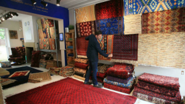 Talibanes son un riesgo para proveedores de textiles afganos, dicen firmas británicas