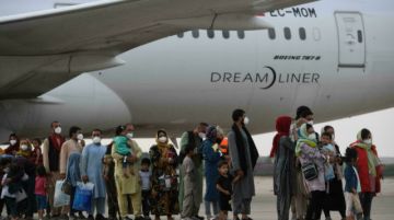 España pone fin a sus operaciones de evacuación en Kabul