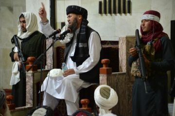 Talibanes preparan nuevo gobierno en Afganistán y los combates se intensifican en Panshir