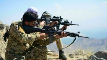 Los talibanes ganan terreno en el Panshir y Washington advierte del riesgo de una guerra civil