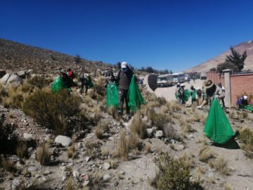 Se espera que más voluntarios puedan apoyar con similares tareas.