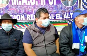 Dirigente del MAS habla de crear una ‘lista negra’ de funcionarios ‘pititas’ para cambiarlos