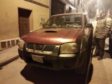 Detienen a una autoridad originaria conduciendo ebrio