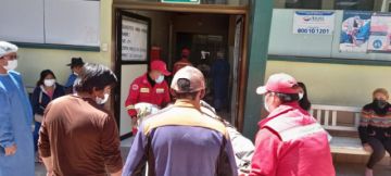 Los tres vehículos de la Unidad de Bomberos y todo el personal se constituyeron a la cooperativa Rosario Candelaria 70.